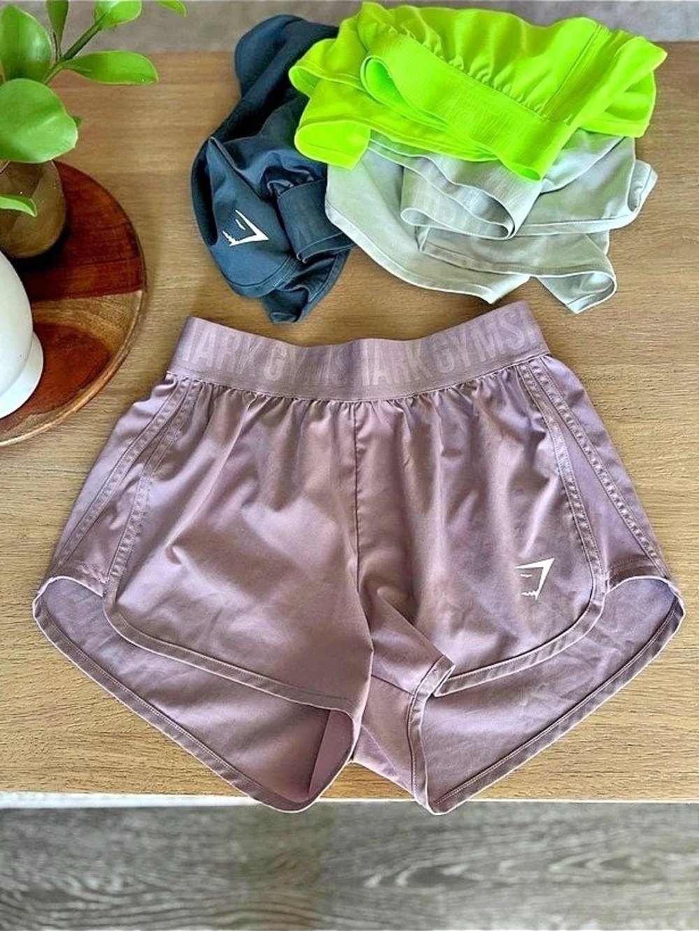 Gymshark Training Loose Fit Shorts Athletic Shorts, Purple, XS